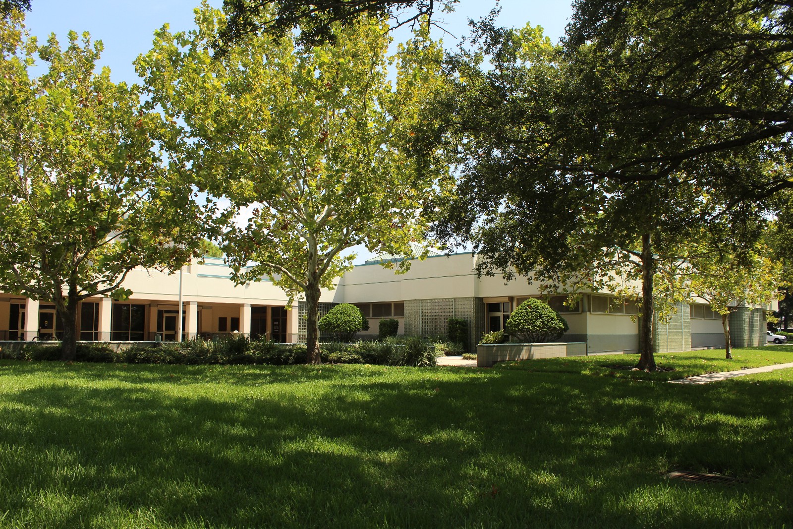 City Hall Exterior at 9199 113th Street, Seminole, FL 33772