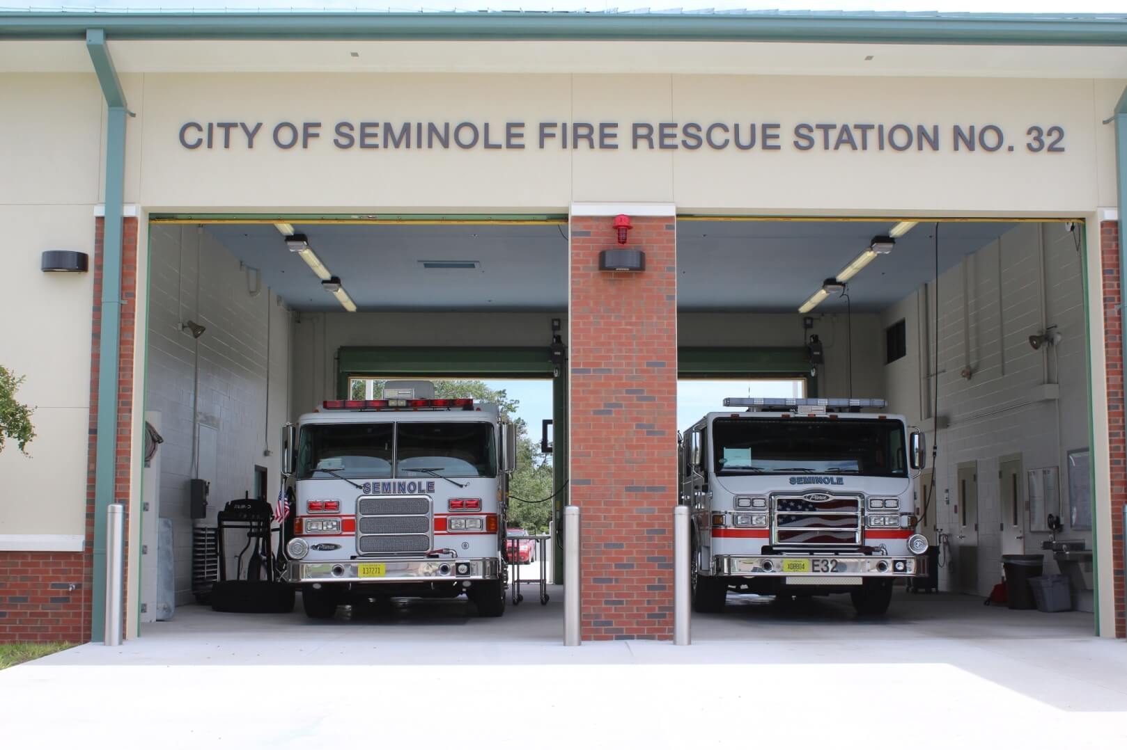 Front Fa�ade at Seminole Fire Rescue Station 32 with Fire Trucks